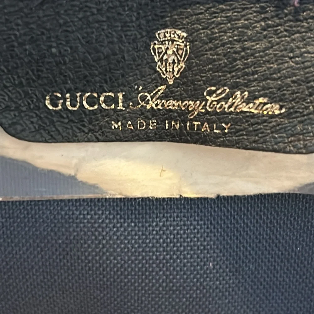 ❌SOLD❌GUCCI⚡️⚡️GG Supreme Coated Navy Tote - Picture 10 of 17